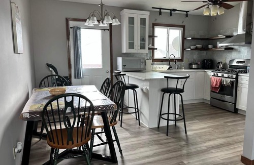 Shakopee House | Dear Spring and Summer Lovers, Quickly Place Your Reservation Twin Cities Heart