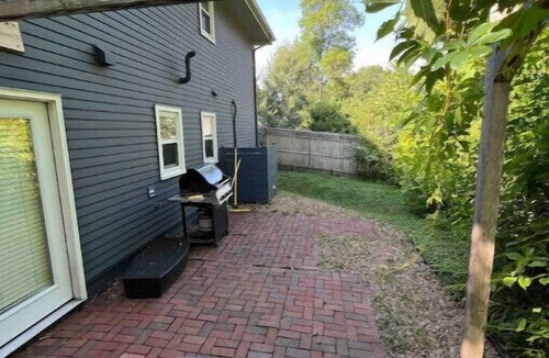 Shorewood House | Designer Rental in Excelsior - walk to everything!