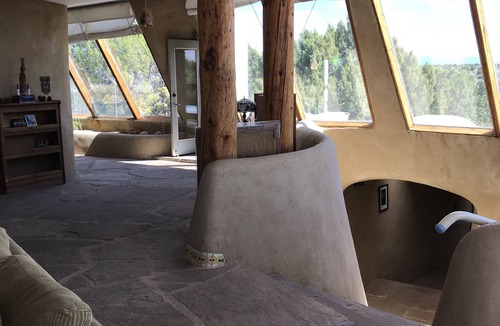 Arroyo Hondo House | Dobson House-Famous Taos Earthship Inn