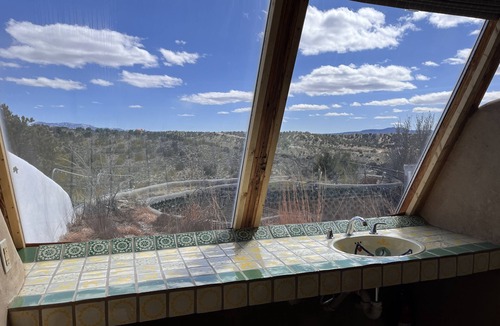 Arroyo Hondo House | Dobson House-Famous Taos Earthship Inn