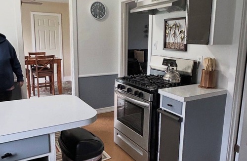 Westfield House | Dog Friendly 2 Bed Conveniently Located in the Village