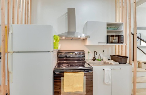 Fishkill Apartment | Dog-Friendly Fishkill Tiny House in Wine Country