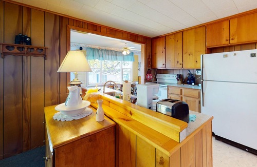 Swanton Cottage | Dog-friendly lakefront home with amazing Lake Champlain views, deck, & firepit