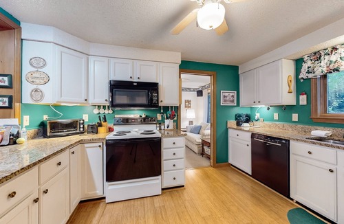 Grand Isle House | Dog-friendly sunset lake house on Lake Champlain with fast WiFi, W/D, & fishing
