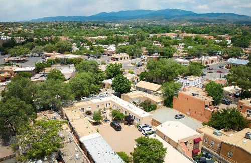 Downtown Santa Fe House | Dos Hermanas Compound 7 Casitas Downtown