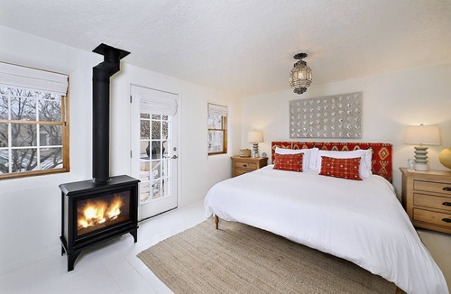 Downtown Santa Fe Bed & Breakfast | Dos Hermanas Compound | 7 Casitas | Downtown