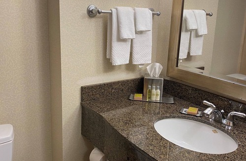 Core Hotel | DoubleTree by Hilton Hotel St. Paul Downtown