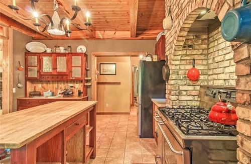 Douglas County Cottage | Dowling Lakefront Lodge: Dock, Game Room, Firepit, Fireplace