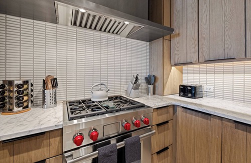 Jackson Condo | Downtown Jackson Condo + Hot Tub, Balcony, Grill, Mountain Views