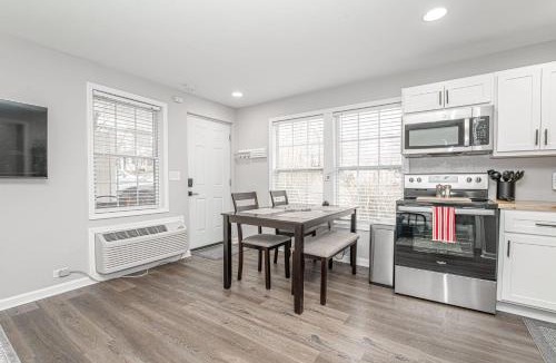 Kimmswick Apartment | Downtown Kimmswick Studio-Renovated-Prime Location