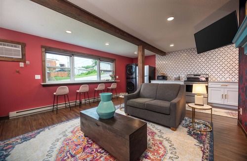 Prescott Condo | Downtown Stay | Rooftop & Game Room