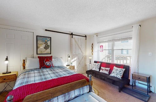 Ludlow Hotel | Dream Weaver