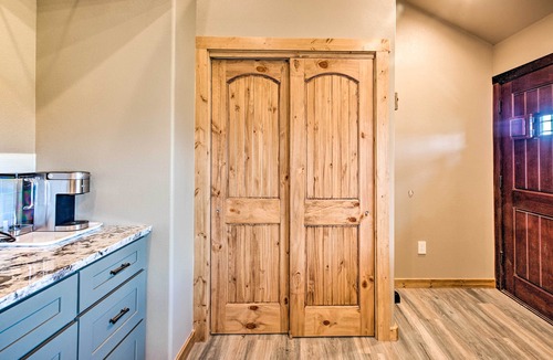 Angel Fire Apartment | Dreamy Angel Fire Studio < 2 Mi to Ski Resort!