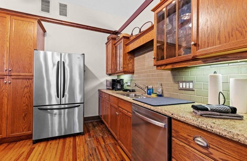 Duckpond House | !Duck Pond Charming 3bed 2 bath house!