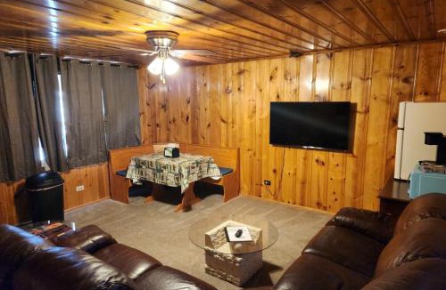 Eagle Nest Hotel | Eagle Nest Fly Shack & Lodge