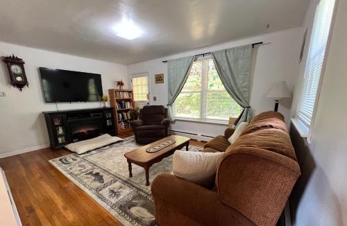 Easton House | Easton Valley Mountain Villa
