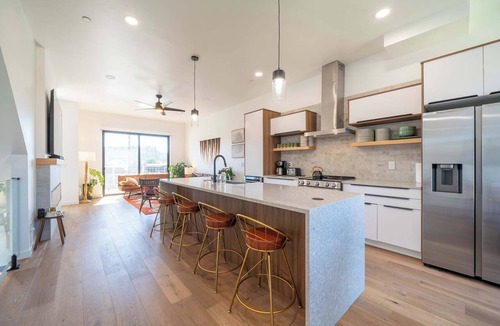 Waldport House | Eclectic Boho Townhome, Hot Tub, Waldport