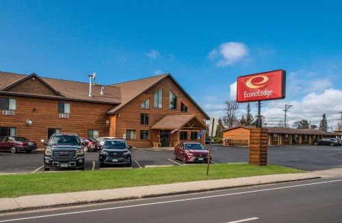 Rice Lake Cabin | Econo Lodge