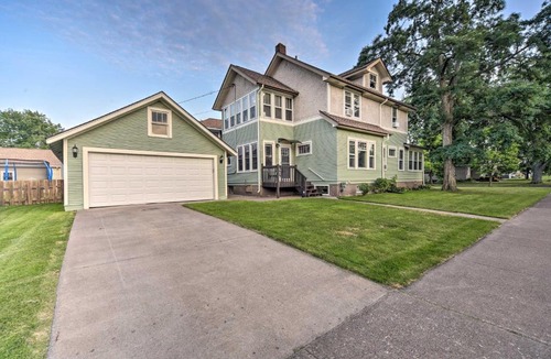 Superior House | Elegant Superior Getaway Less Than 2 Mi to Downtown!