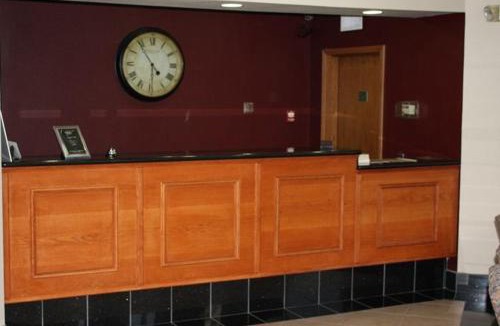 Maplewood Hotel | Emerald Inn