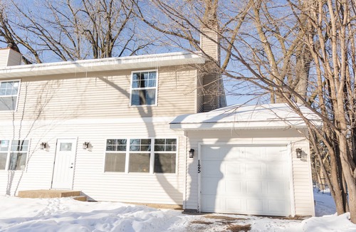 Ramsey County House | Entire Unit close to cities, bike path out the front door.