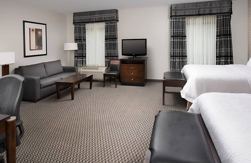 Athens Hotel | Everything You Need For The Perfect Vacation! 3 Units, Indoor Pool, Breakfast!