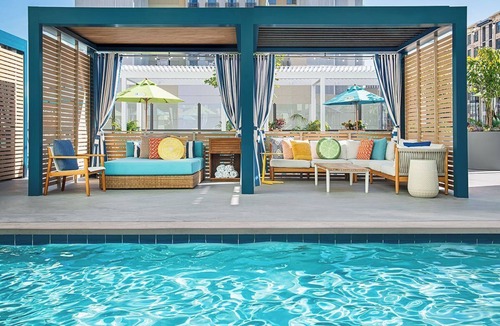 East Village Hostel | Experience Downtown San Diego | Poolside Fun & Downtown Access