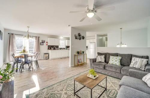 Tobyhanna House | Explore Poconos with Fire pit, Games, Grill