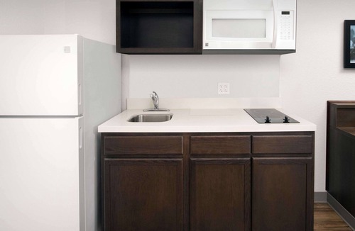 Fridley Hotel | Extended Stay America Suites - Minneapolis - Fridley