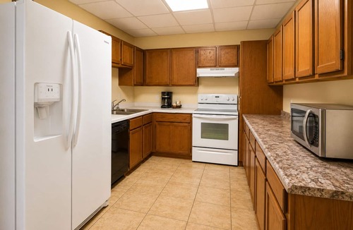 Ira Hotel | Extended Stay Snyder