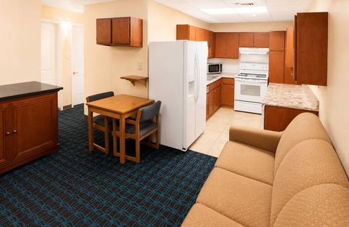 Ira Hotel | Extended Stay Snyder