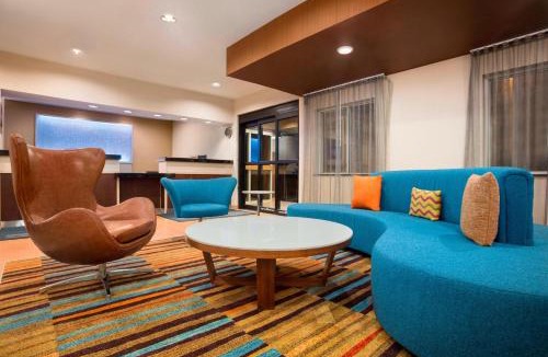 Mendota Heights Hotel | Fairfield Inn & Suites Minneapolis-St. Paul Airport