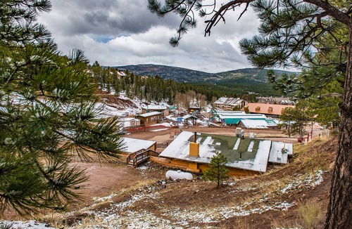 Angel Fire House | Fall is beautiful in the mountains-make your reservation now!