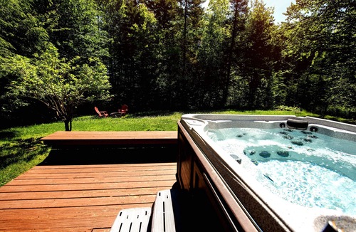 Wilmington House | Fall SoVT Retreat - Salt HotTub, FirePit, Pets, MTN Biking,Hiking MTSnow !