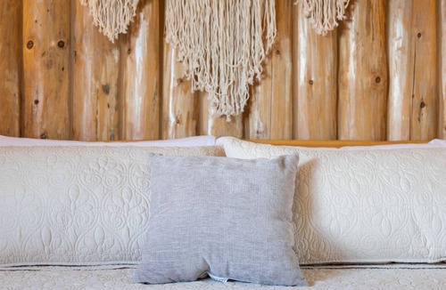 Jefferson Cabin | Fall’n Love in the White Mountains. Log Cabin. Views.