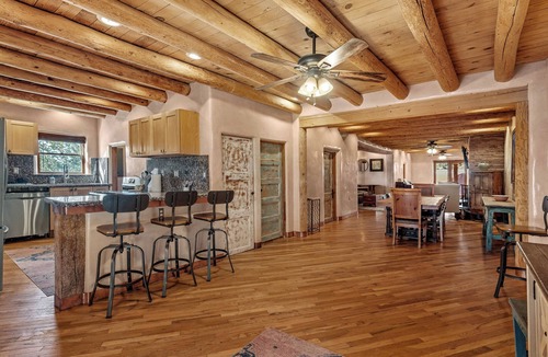Tesuque House | Family Friendly 6-bedroom Compound