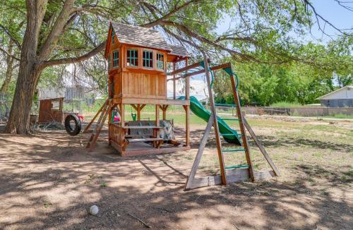 South Valley House | Family-Friendly Albuquerque Home Near Rio Grande!