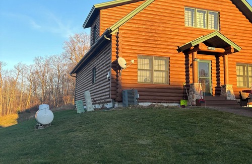 Garrison Cabin | Family Friendly Cabin- 5 Beds