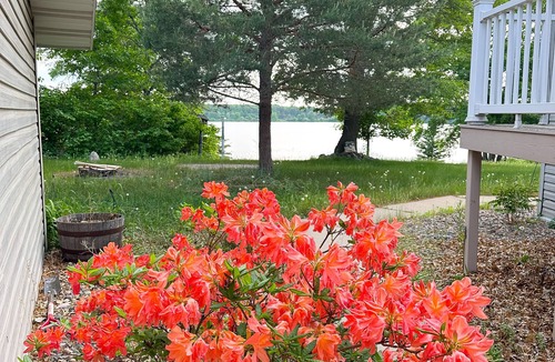 Baxter House | Family Getaway on Two Private Lakes