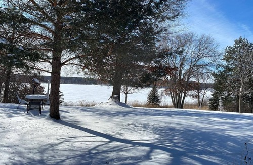 Baxter House | Family Getaway on Two Private Lakes