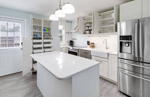 St. Louis House | Family & Pet Getaway, Ideal 4 Longer Stays