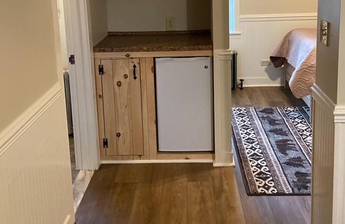 Lake Placid House | Family Suite with Mountain Views Room 7