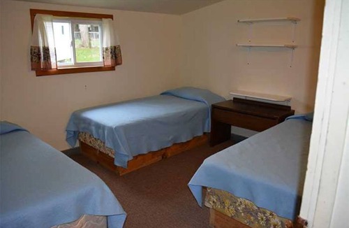 Brier Hill Cabin | Family vacation on Black Lake with a private beach!
