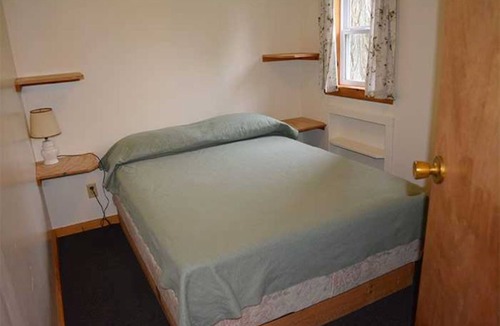 Brier Hill Cabin | Family vacation on Black Lake with a private beach!