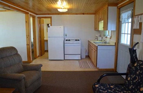 Brier Hill Cabin | Family vacation on Black Lake with a private beach!