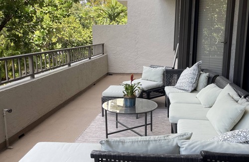 Key Biscayne Apartment | Fantastic Key Colony apt with beach ,pool and tennis