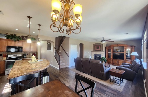 Northeast Heights House | Far North East Heights Contemporary New Home