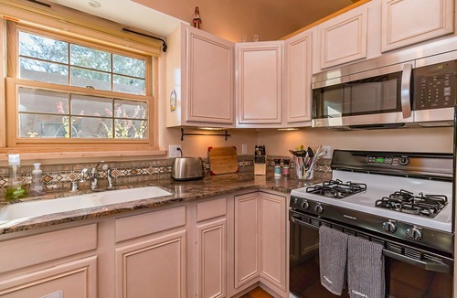 Downtown Santa Fe Cottage | Favorite Downtown Adorable Adobe ~ 8 min walk to Plaza