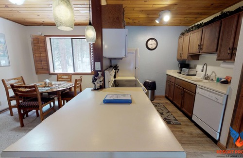 Angel Fire Condo | Fireplace | WiFi | Close to Lifts | Windchimes 204