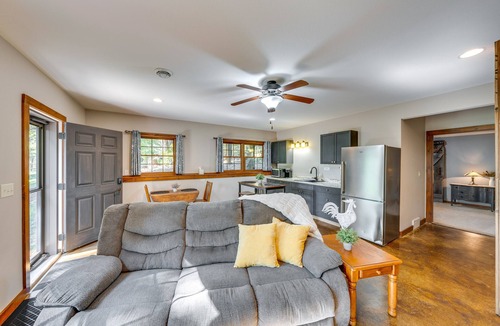 Belleville Apartment | First-Floor Belleville Apartment with Patio!